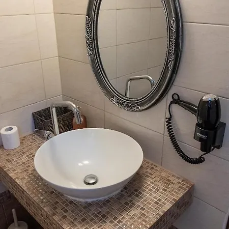 아파트 Dimitris' - 2 *