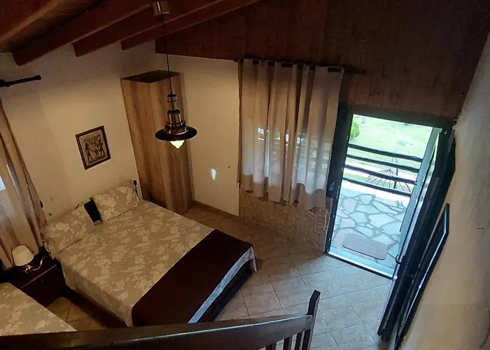 Dimitris' - 2 Ormos Panagias